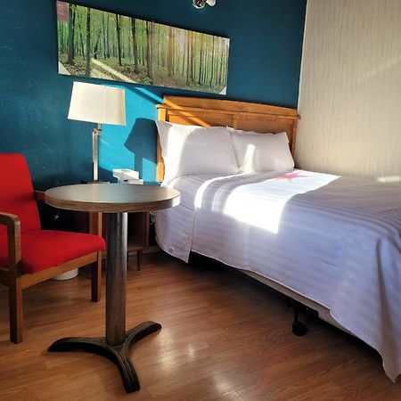Rosthern Hotel Экстерьер фото