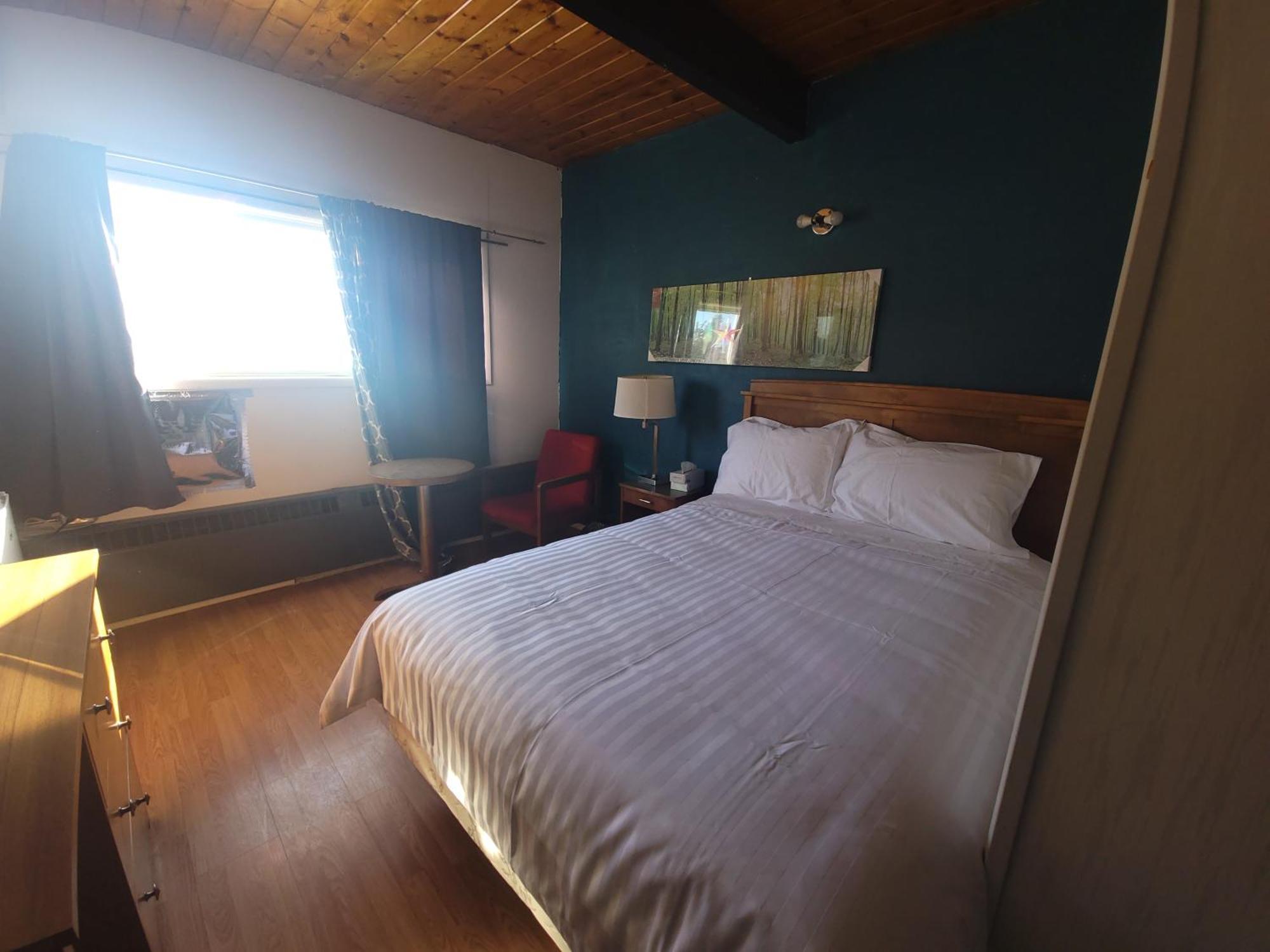 Rosthern Hotel Экстерьер фото