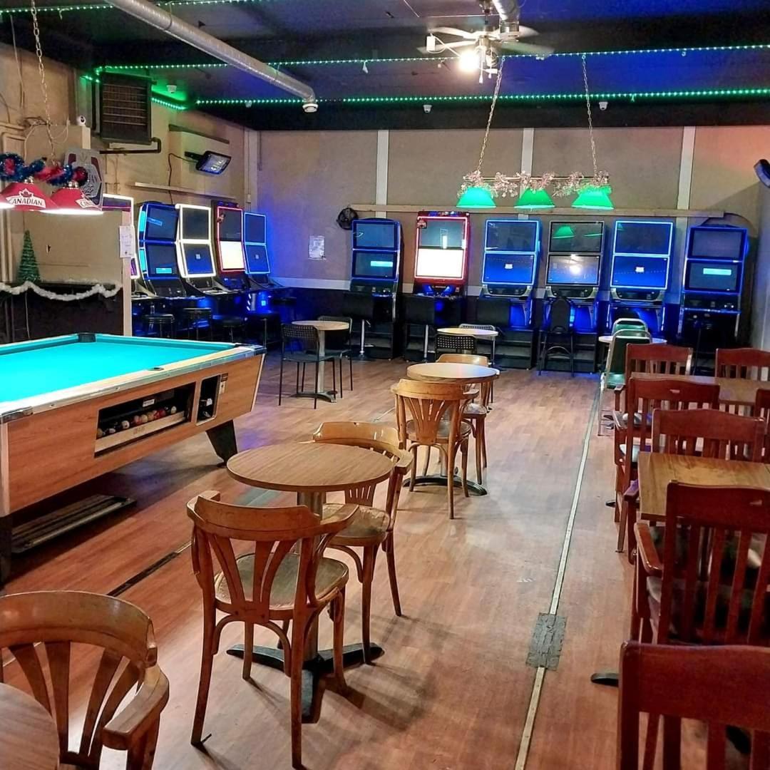 Rosthern Hotel Экстерьер фото